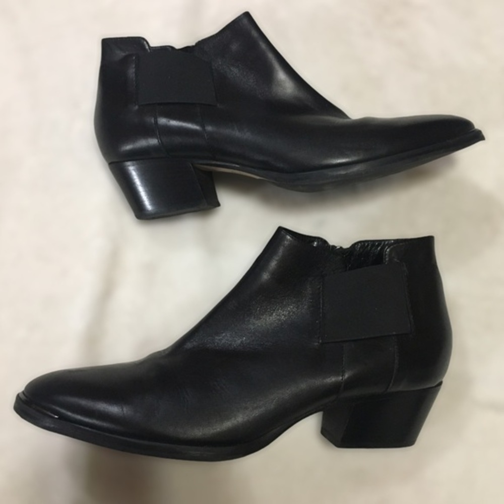 AQUATALIA Women Leather Zipper Ankle Boots Booties 11